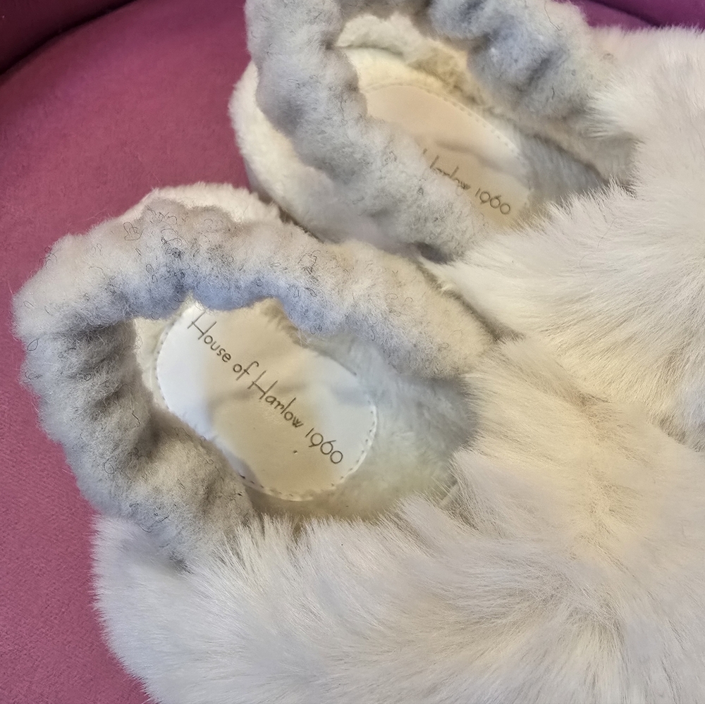 House of Harlow 1960 Cream Fur Slippers - Picture 3 of 13